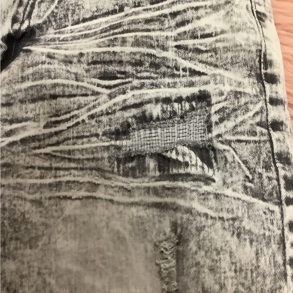 Men’s jeans - Picture 7 of 11